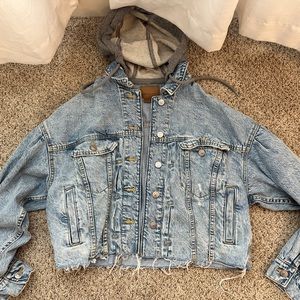 American eagle cropped jean jacket